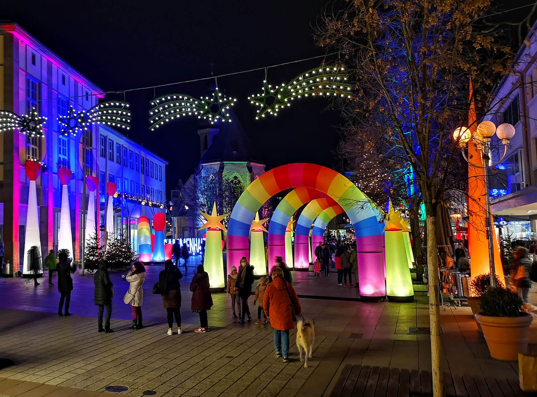 airLIGHT Aufblasbare Lichtobjekte Cone Leuchtskulptur Eventdekoration